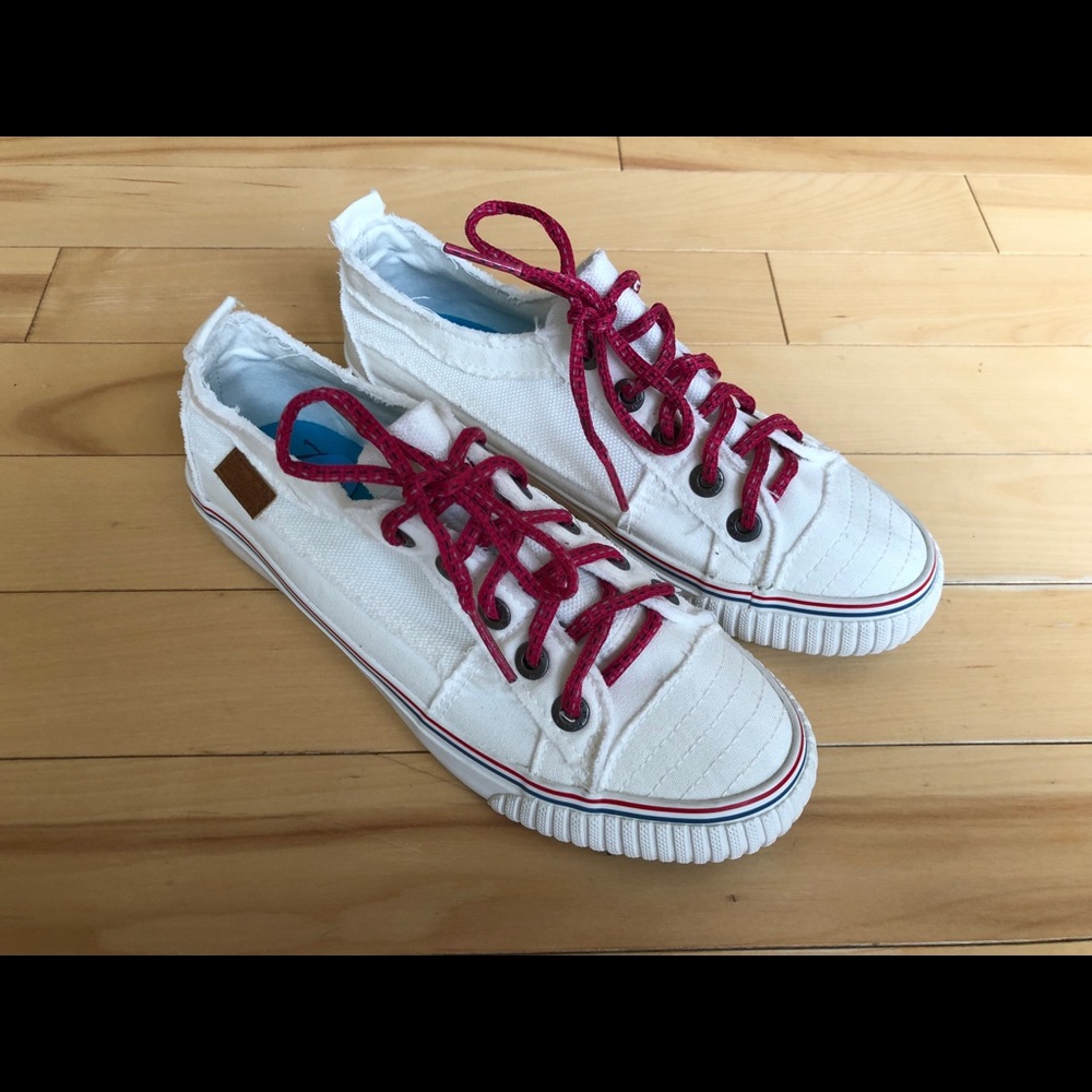 Blowfish Malibu sneakers tennis shoes